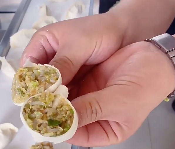 餃子機總出故障、做的餃子還缺角？這臺機器如何悄然解決？
